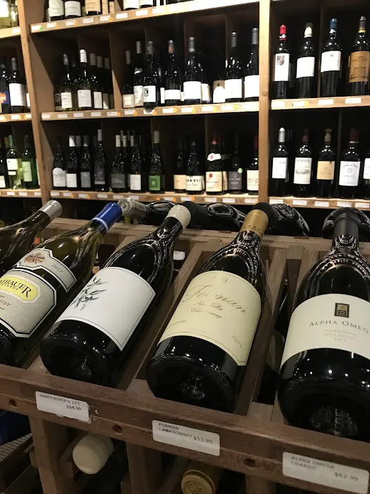 Montague Wine & Spirits 4