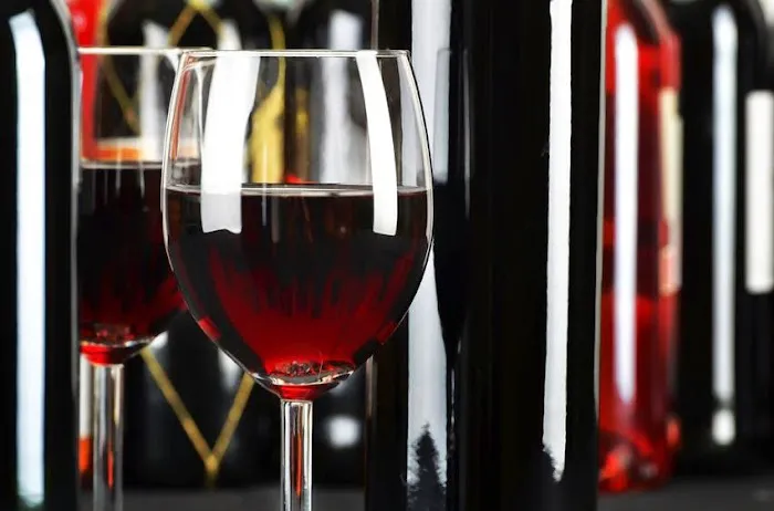 Michael Towne Wines & Spirits 0