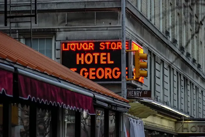 Michael Towne Wines & Spirits 8