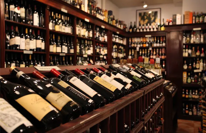 Golden Rule Wine & Liquor 7