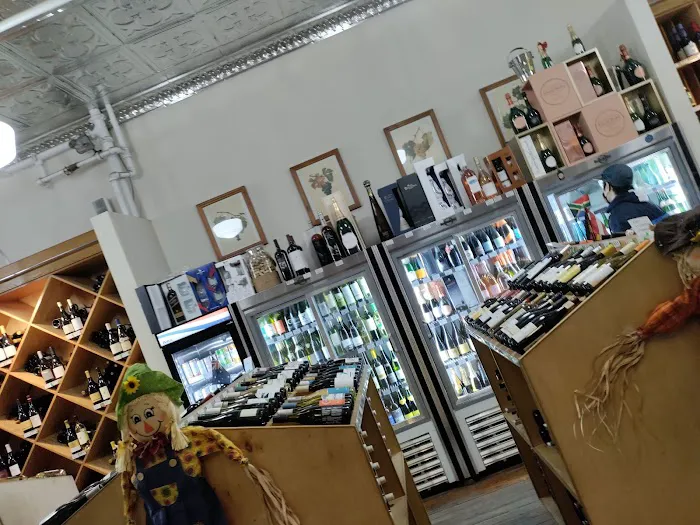 Bowery & Vine | Wine & Spirits 9
