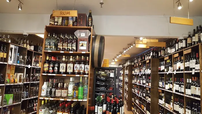 East Houston St. Wine & Liquor 6