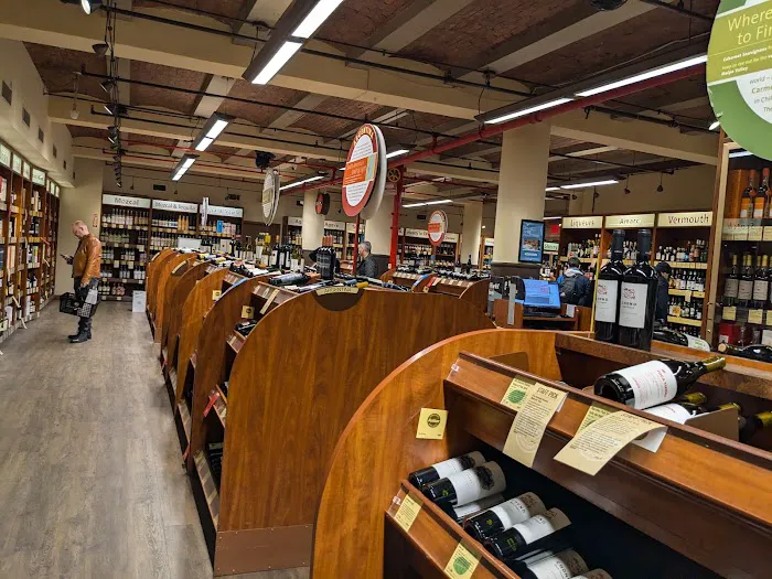 Astor Wines & Spirits 4