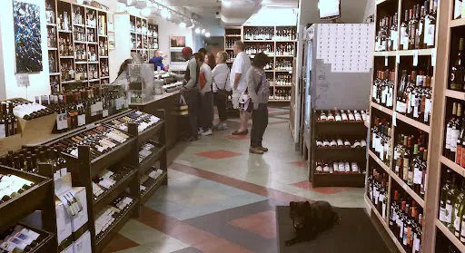 Waverly Wines & Spirits 4