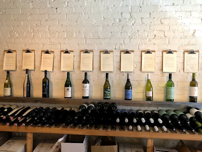Jones Street Wine 7