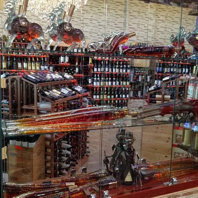 G & I Wine & Spirits 7