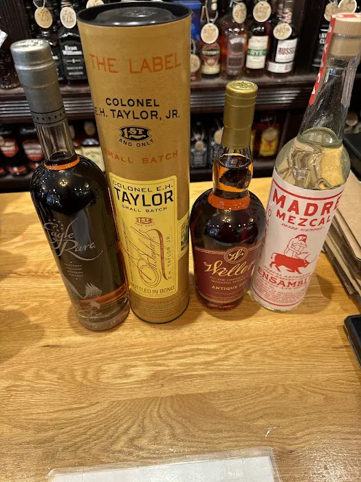 Granada Wines and Spirits 0