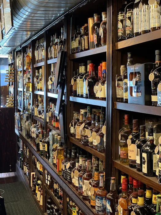 Granada Wines and Spirits 4