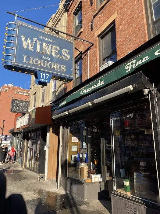 Granada Wines and Spirits 7