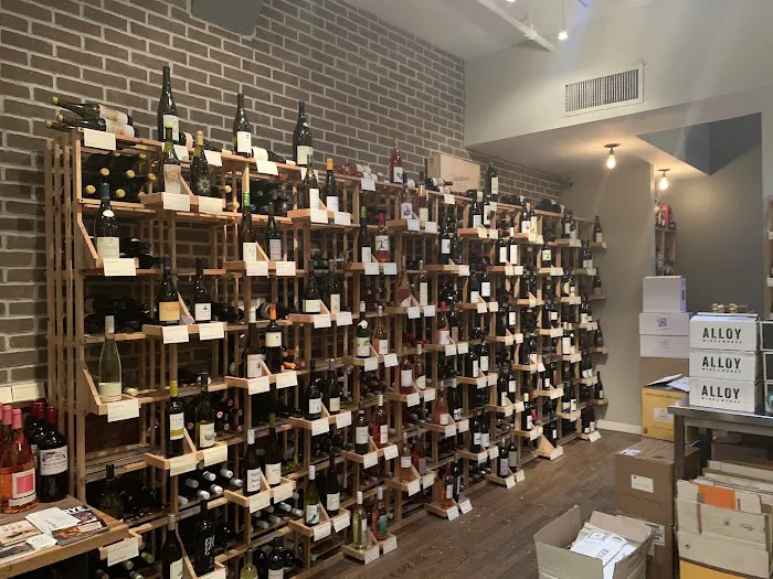 Free Range Wine & Spirits 2