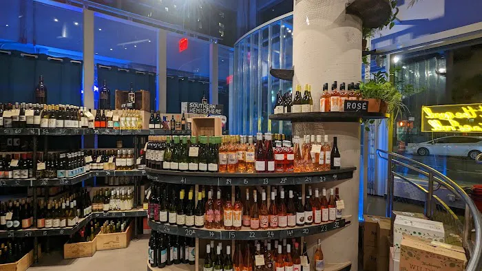 Myrtle Wines & Spirits 9