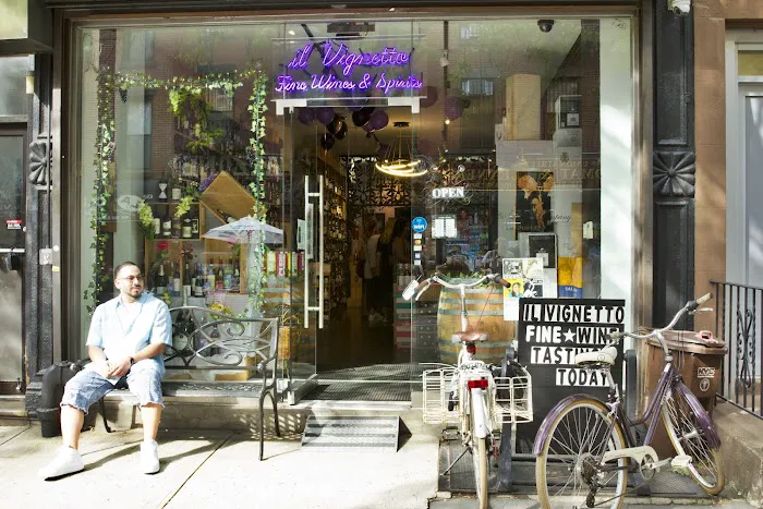 Il Vignetto Fine Wine & Spirits 3