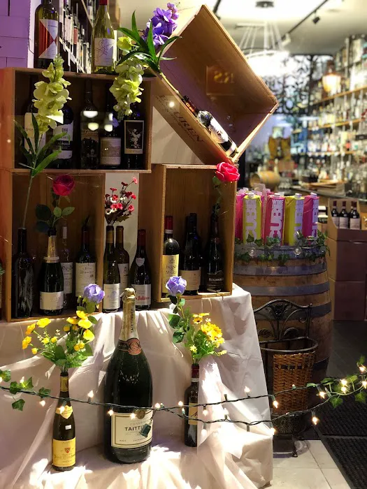 Il Vignetto Fine Wine & Spirits 6
