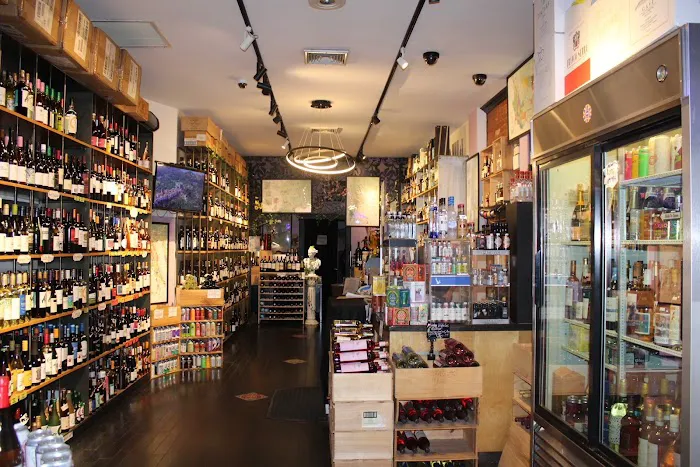 Il Vignetto Fine Wine & Spirits 8