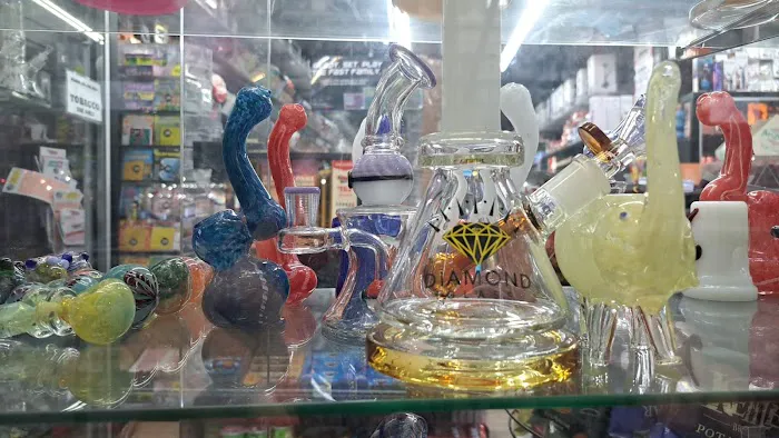 I Smoke & Vape 1