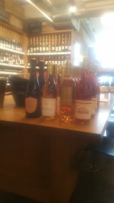 Flatiron Wines & Spirits 3
