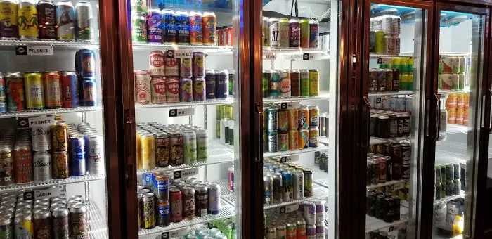 Craft+Carry at DeKalb Market Hall 5