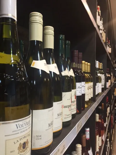 Grape Hill Liquors 1