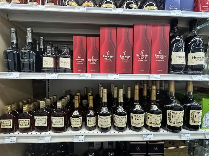 Klevor Liquor 8