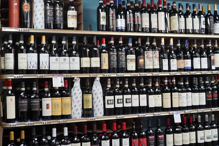 Stuyvesant Square Liquors 2