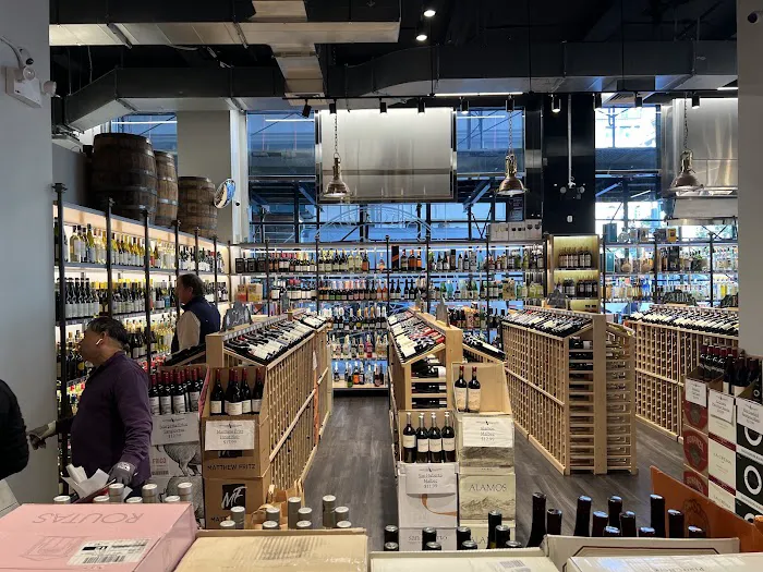 Morton Williams Wines and Spirits 5