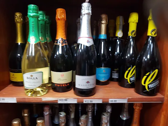 Wine on Nine 3