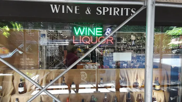 London Terrace Liquor 2