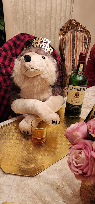 W & J Wines & Spirits 0