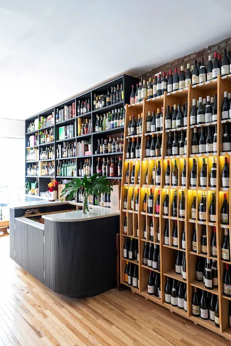 Leon & Son Wine and Spirits 4