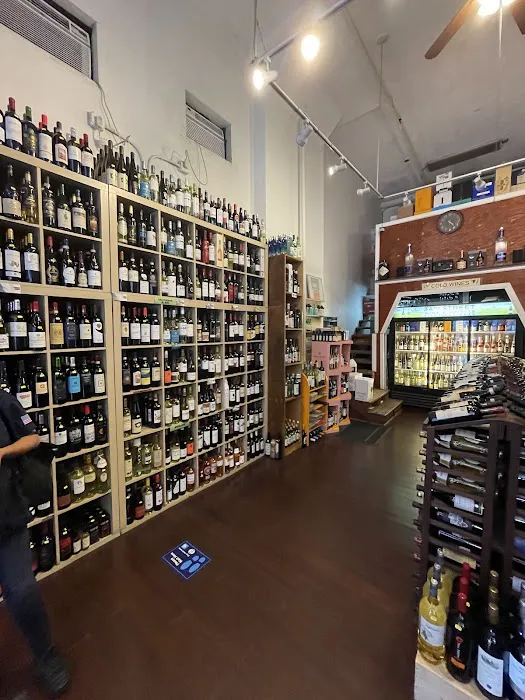 34th Street Wine and Spirits 0