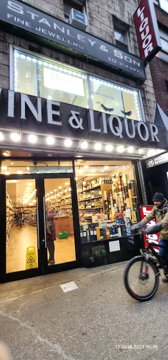 The Manhattan Wine Shop 5