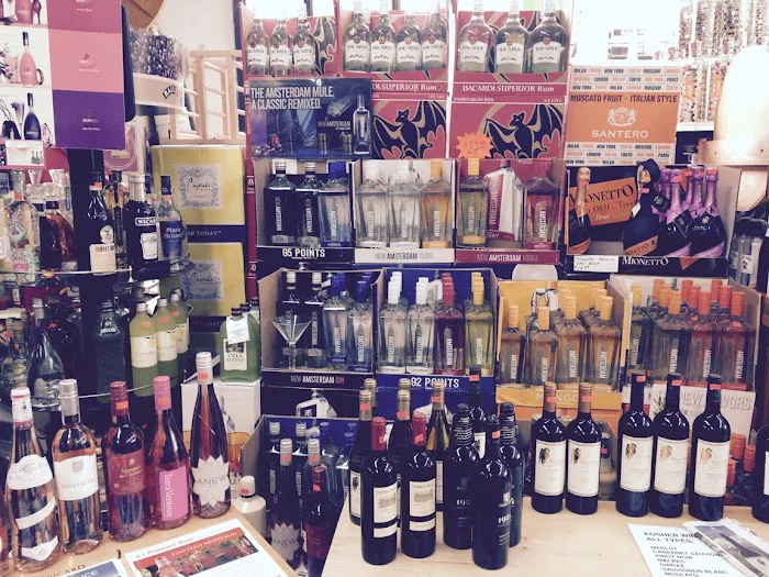 Love Liquors & Wines 5