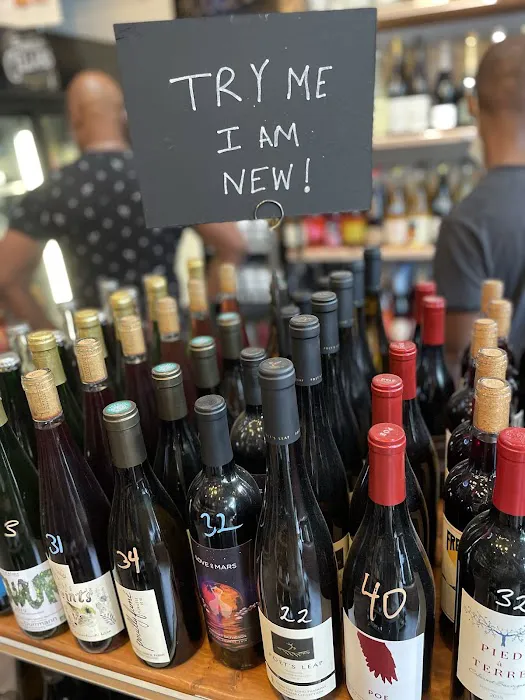 Franklin Cellars Wine & Spirits 6