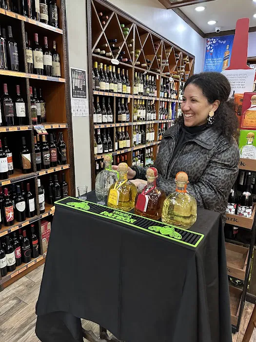 4Th Ave Finest Wine & Liquor 6