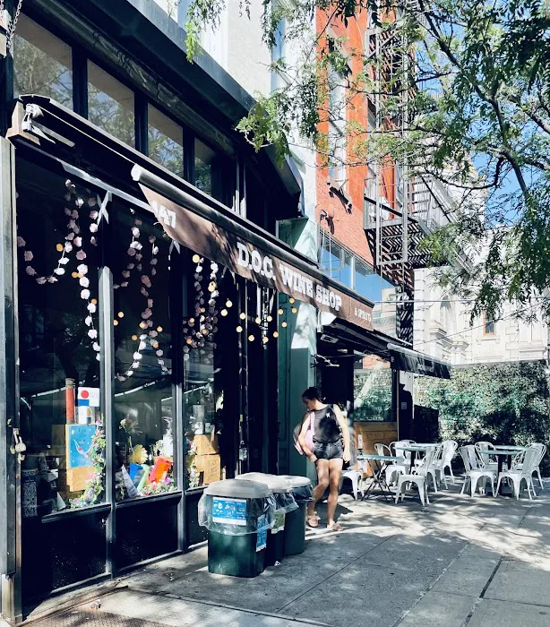 D.O.C. Wine Shop 6