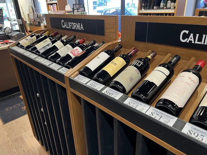 Park Avenue Liquor Shop 2