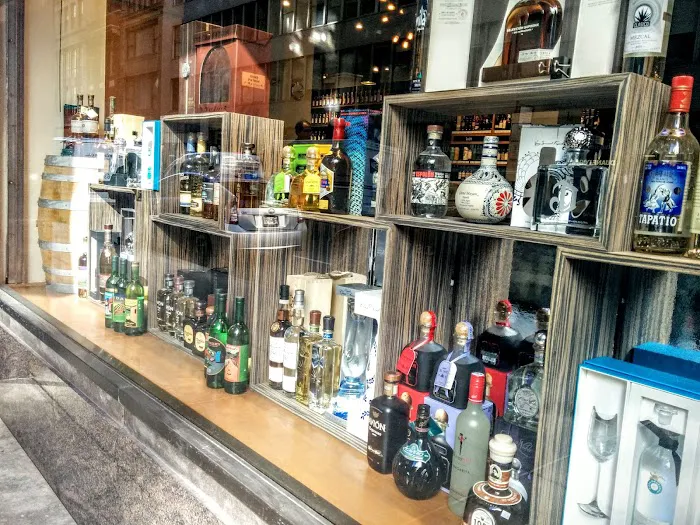 Park Avenue Liquor Shop 8