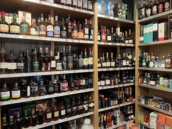 Vino 43 Wines & Spirits 6