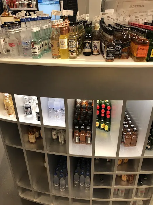 Central Cellars Wine & Spirits in Grand Central Terminal 5