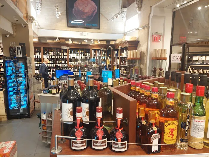 Central Cellars Wine & Spirits in Grand Central Terminal 4