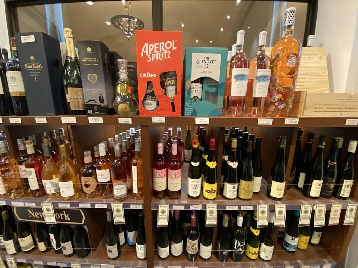 Central Cellars Wine & Spirits in Grand Central Terminal 3