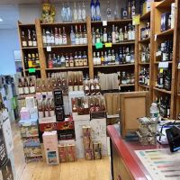 Red’s Wine & Spirits