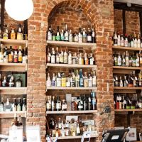 Henry's Wine & Spirit