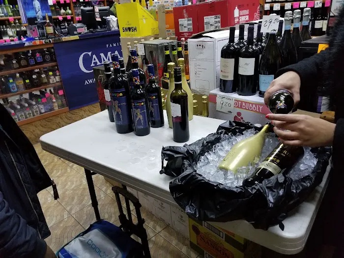 JJ St Nicholas Liquors 0
