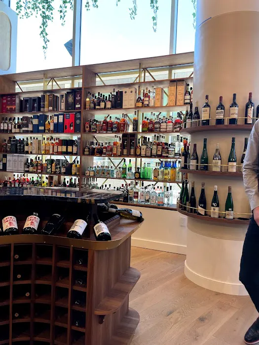 Somm Cellars Wine & Spirits 7