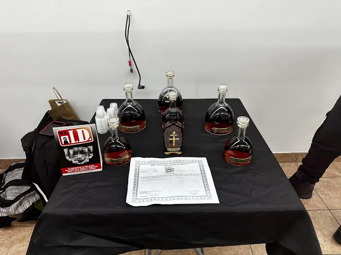 Wine & Liquor 0