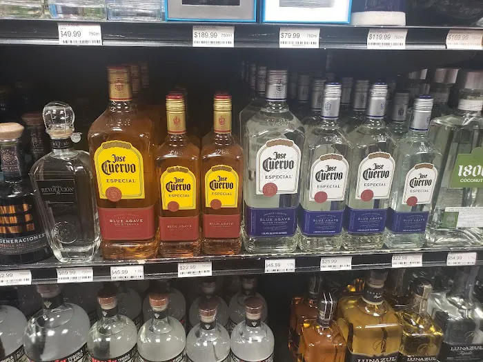 Queens Wines and Liquors 2