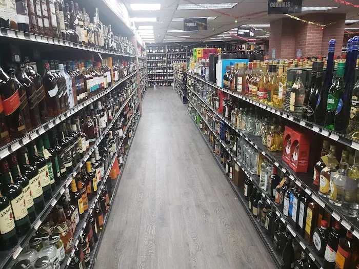 Queens Wines and Liquors 4