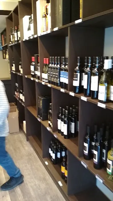 Revaya Wine&liquor 2