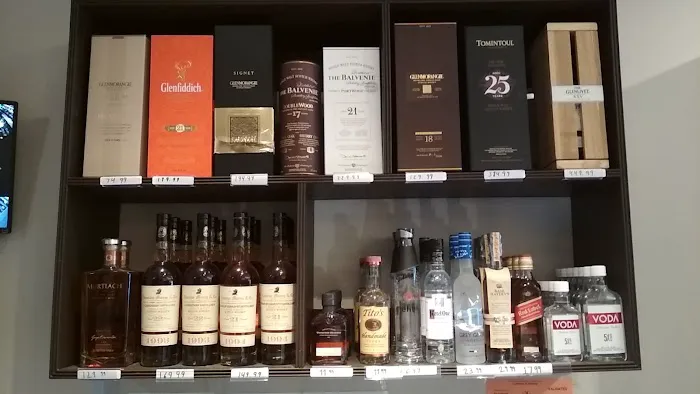Revaya Wine&liquor 1